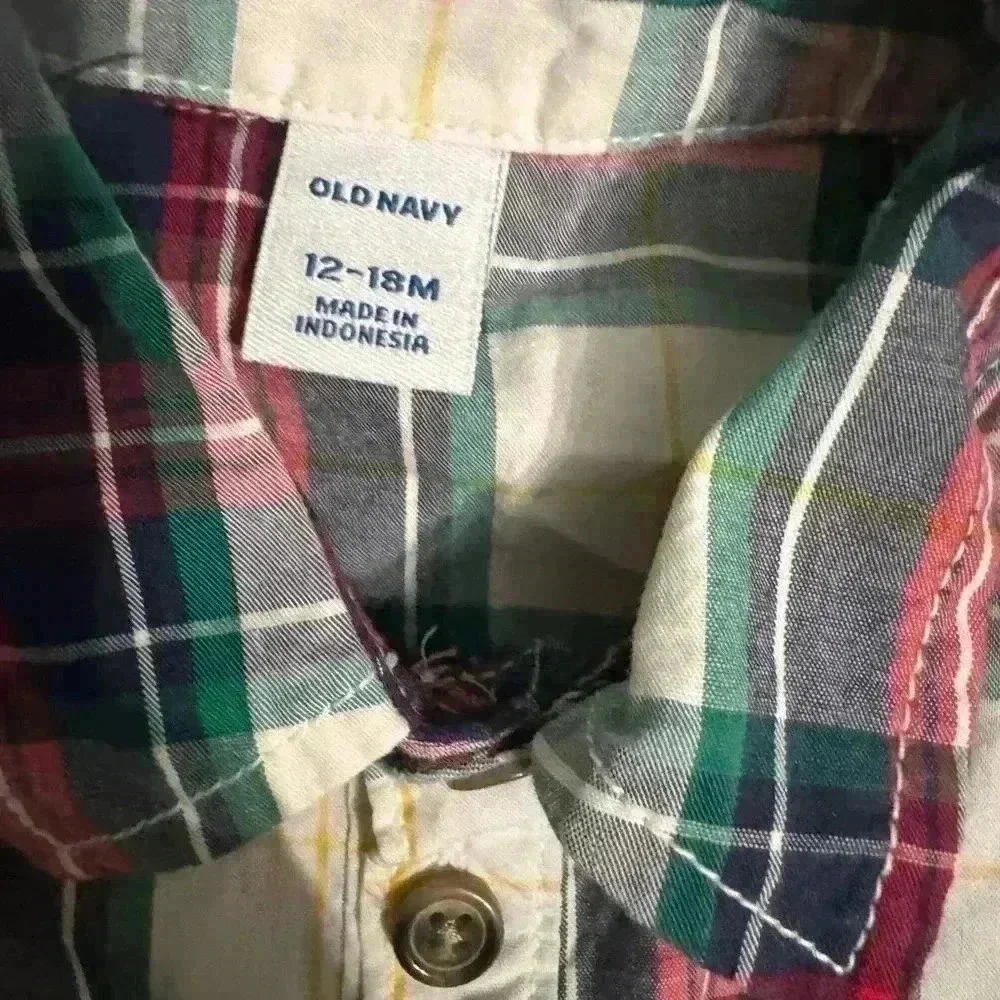 EUC Old Navy Baby Boy Collared Plaid Onesie Bodysuit k127
